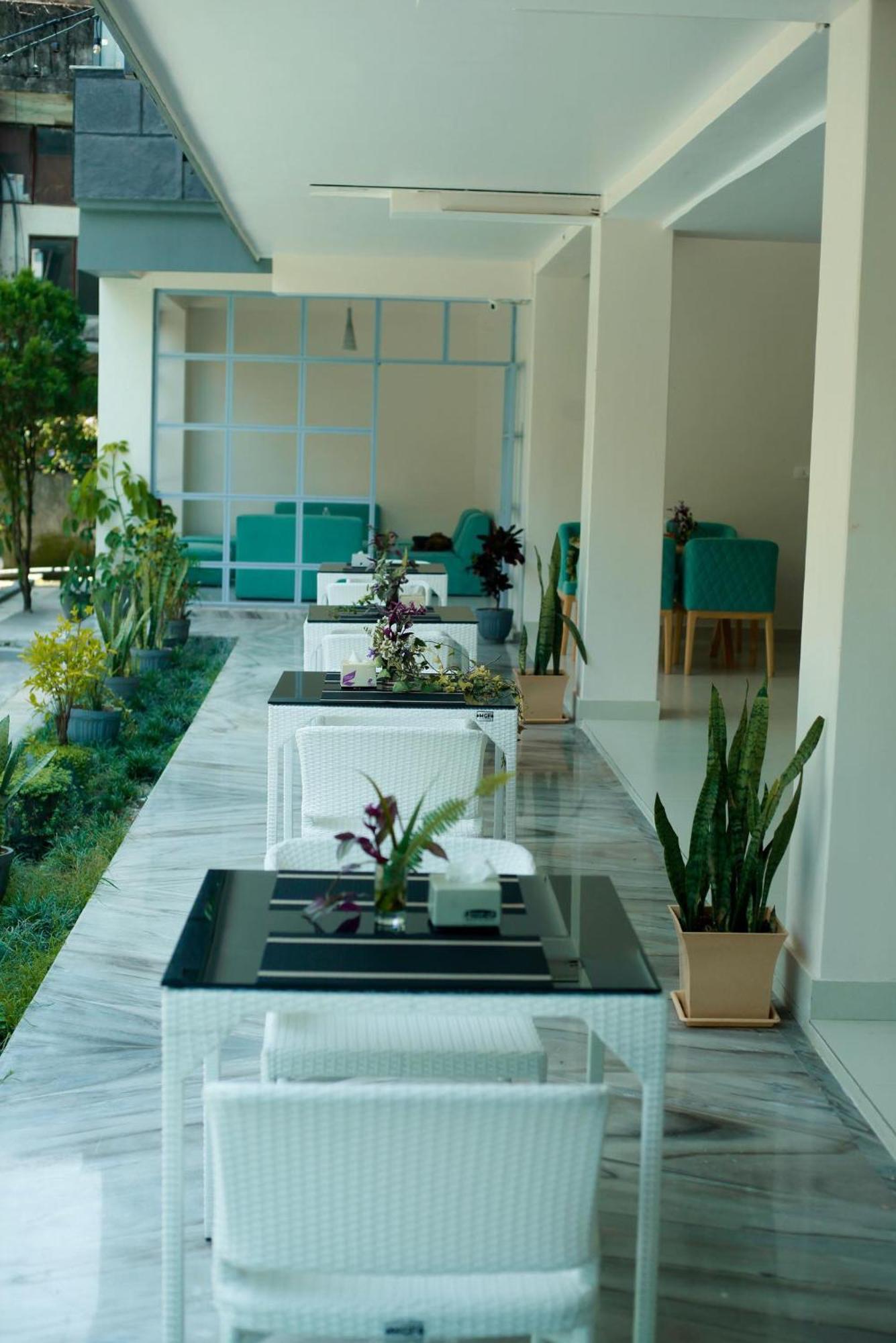 Hotel Swapna Bagh- Your Place Pokhara Ngoại thất bức ảnh